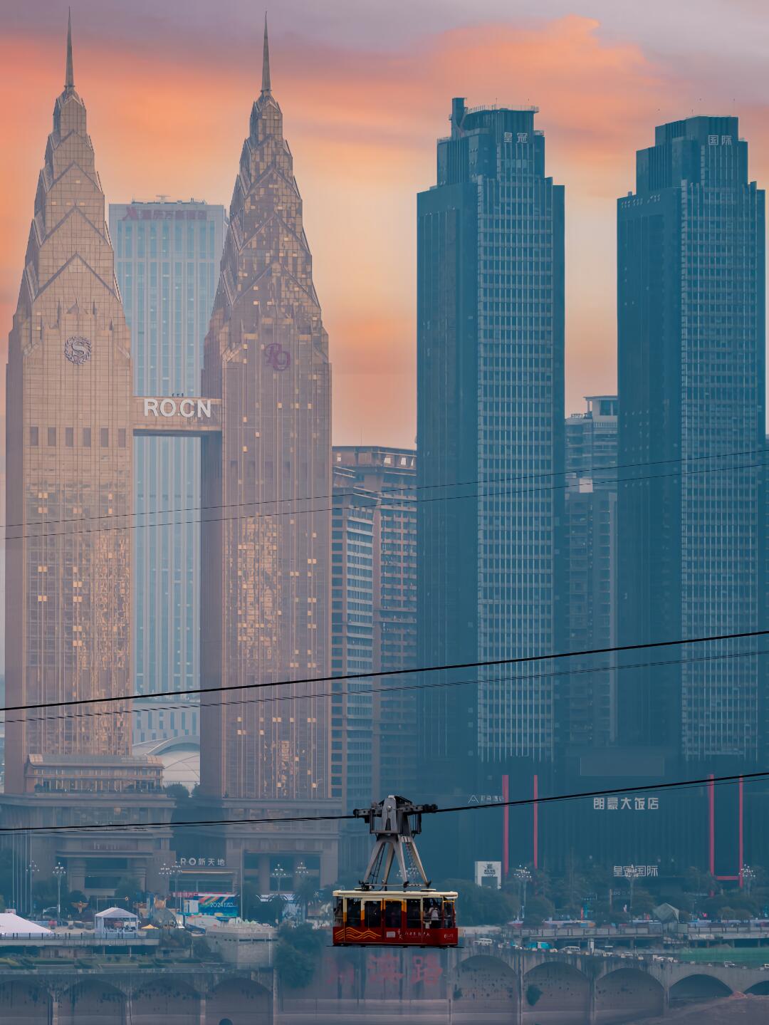 重庆旅游必住5大黄金地段！景点美食一网打尽