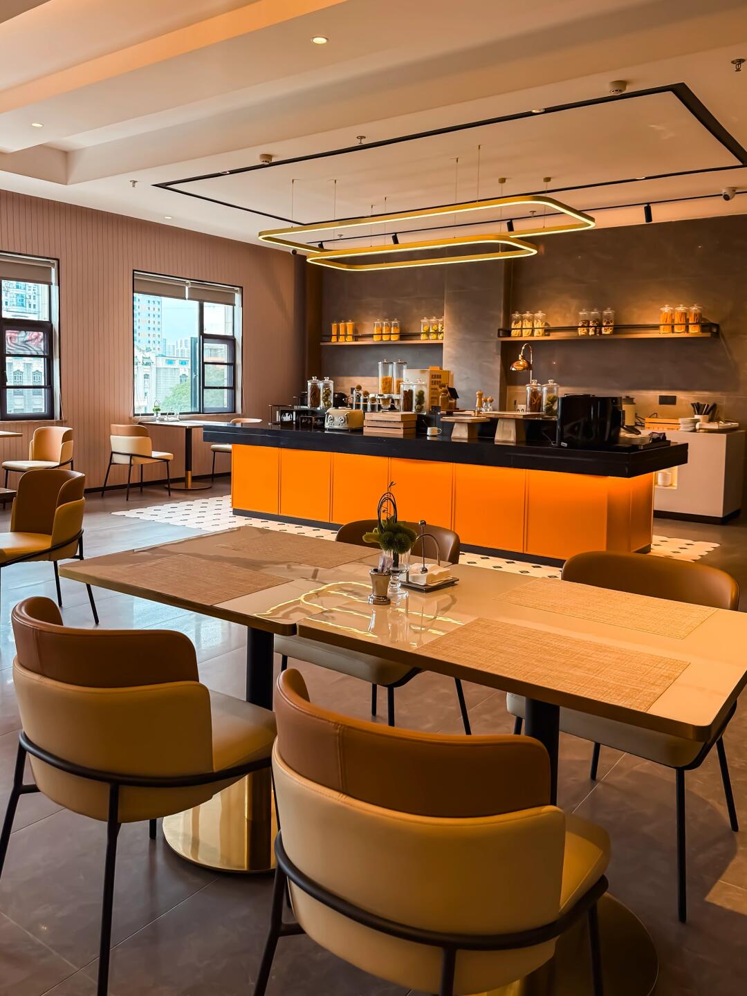 重庆五日游跟团价格大揭秘！2024最新报价+避坑攻略，人均低至XXX元！