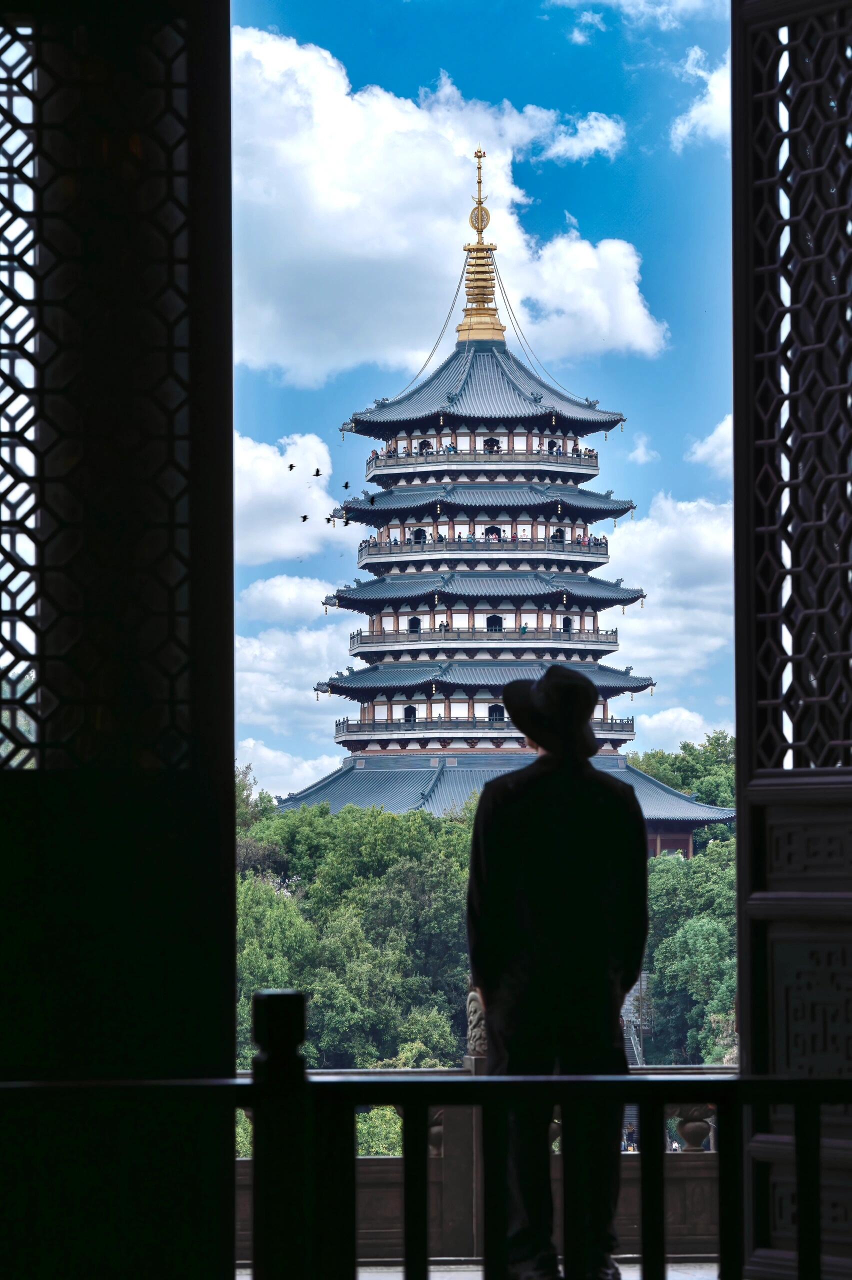 杭州最佳旅游月份曝光！避开人潮省钱攻略，这几个月去简直太爽了