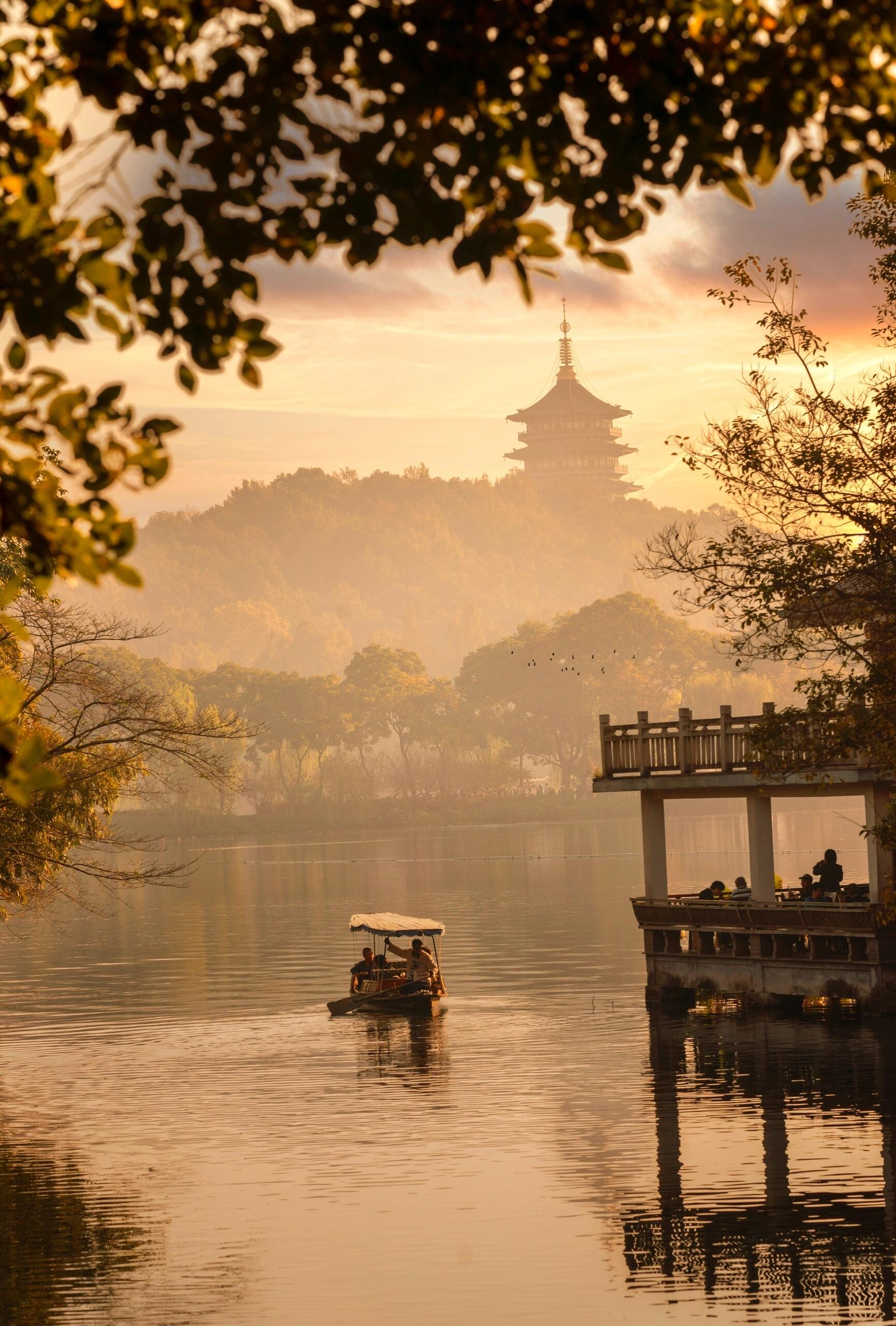 乌镇必去10大景点全攻略！避开人潮玩转水乡，吃住行一篇搞定