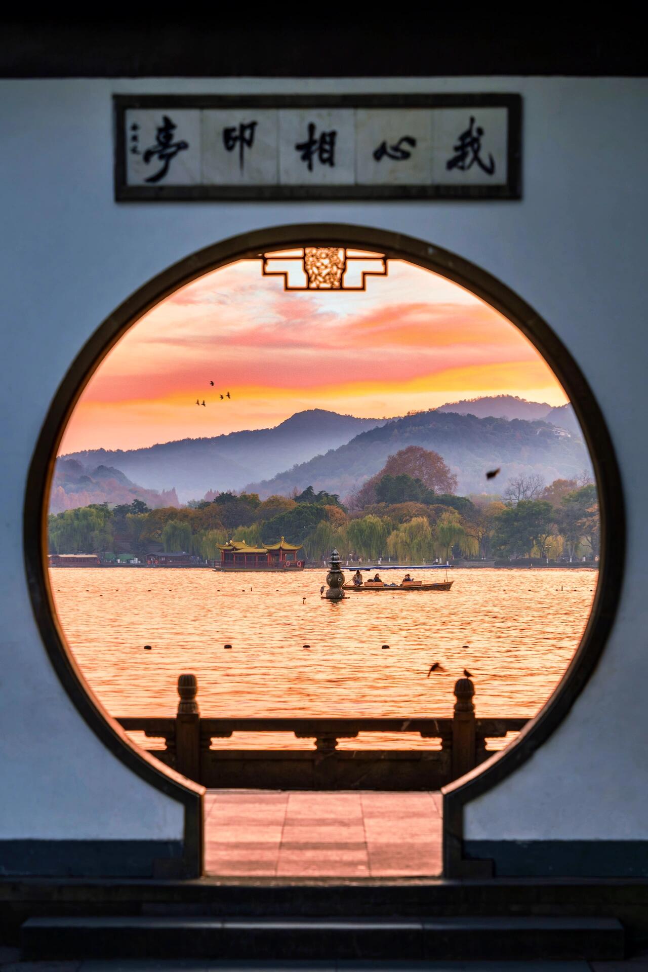 11月乌镇旅游攻略：避开人潮独享江南水乡的绝美秋色！